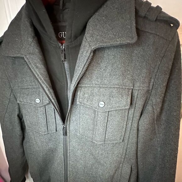 Guess Quilted Bomber w/ Hoodie Inset Size Large - Picture 3 of 10